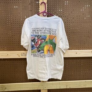 ITEM#18 2004 xtreme design Inc. T-shirt size XL

22x29